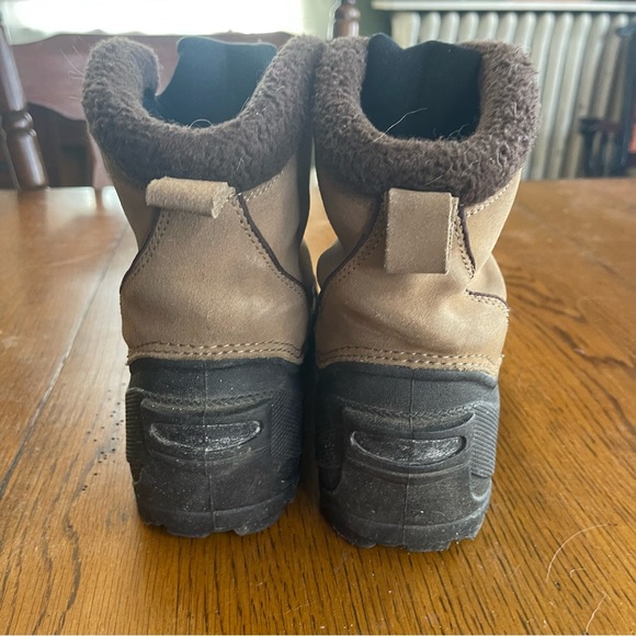 Sorel winter boots front zip enclosure with thinsulate 8 - Picture 3 of 11